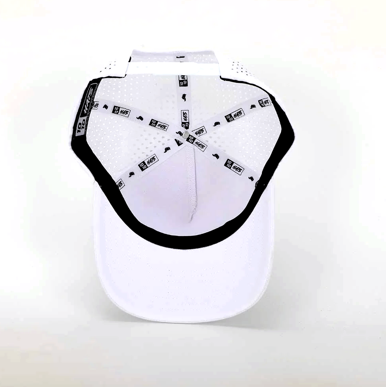 TRUMP BOAT PARADE WHITE PERFORMANCE HAT